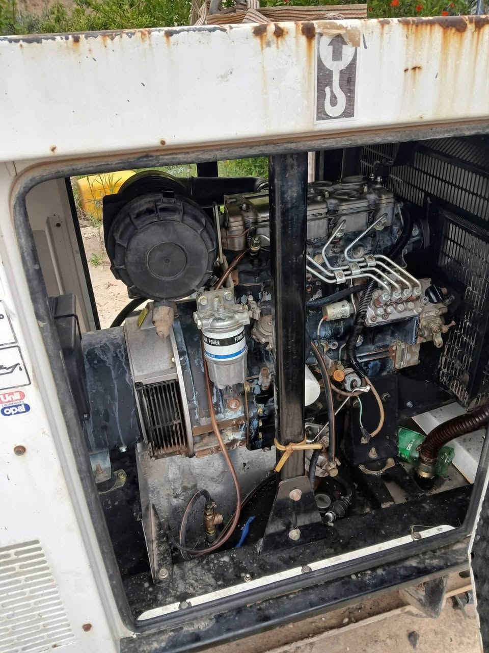 مولد بيركنز بزون كاتم ٢٠ كي في 
نضيف السعر ٣٠ وبي مجال ***********
