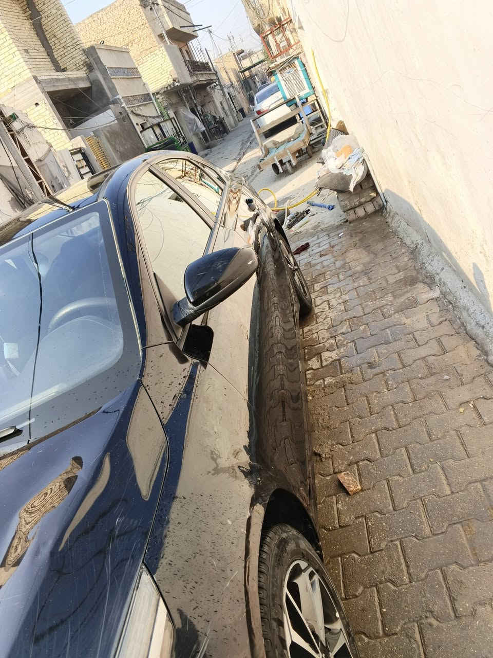 السلام عليكم فورتي للبيع 2023 مثل ما موضح بل فيديو على ضرره من امريكه محكوكه من بره بس من الداخل اي شي ما بيها ابد السياره مال مره رقم بغداد هزه جديده تحويل ثاني يوم صارله 8اشهر من طبت السياره السمكري كملهن بس الصبغ عال يشتري مغلفيهن فابلون بگلايتات الجامات مكسورة والايت صفحة اليسرة الجامة مكسورة سعرها 140 وبي مجال مكاني بغداد المنصور للاستفسار اكثر رقم الهاتف ***********
