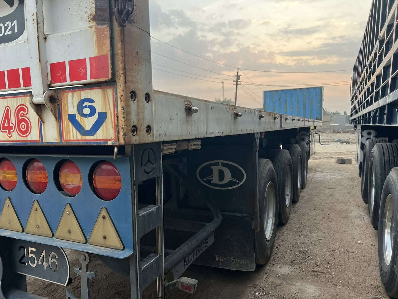 السلام وعليكم للبيع عربانة حدادية حداده السبطين طول 13/60 نص صفاح  موديل 2021 دناكير14صيني الاتصال ع الرقم ***********//***********
مكلف بل نشر سعر185بيها مجال
