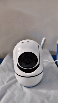 سلام عليكم 

اخوان اعتذر على مارديتلهم بالمنشوره قبله هيه جانت قطعه وحده ونباعت وهسه طلعت قطعه ثانيه الي يريده يتفضل خاص وبخدمته والرقم .   ***********

متاح كامره ذكيه فول موصفات واي فاي تربط على جهاز  بدون كلشي بس تخليه على كهربا وتربط على جهاز تشتغل عندك وين مجنت انته حته لو خارج العراق بيه تطبيق تنزله وتربطه تحفض وتسجل وتنطيك انذار بكل حركه اصير وتفتر 180 دراجه وفوك وجوه واضافتا بيه كير بالبرنامج تتحكم بيه يمنه ويسره وفوك وجوه وتتبع الحركه وتنطيك صوت الموقع وهم بي مايك تكدر انته بجهاز تحجي مباشر يطلع صوت بيه وهم تكدر تلتقط صوره الاي شخص يفوت من يمه بيه هواي موصفات جديده غير مستعمله وبيه ضمان طبعا قطعه طلعتلي امزون 

كاعد يبعونه بهواي اسعار 80 وبيهم 100 اني عارض 20 الف فقط 
الي يريده يتفضل خاص
