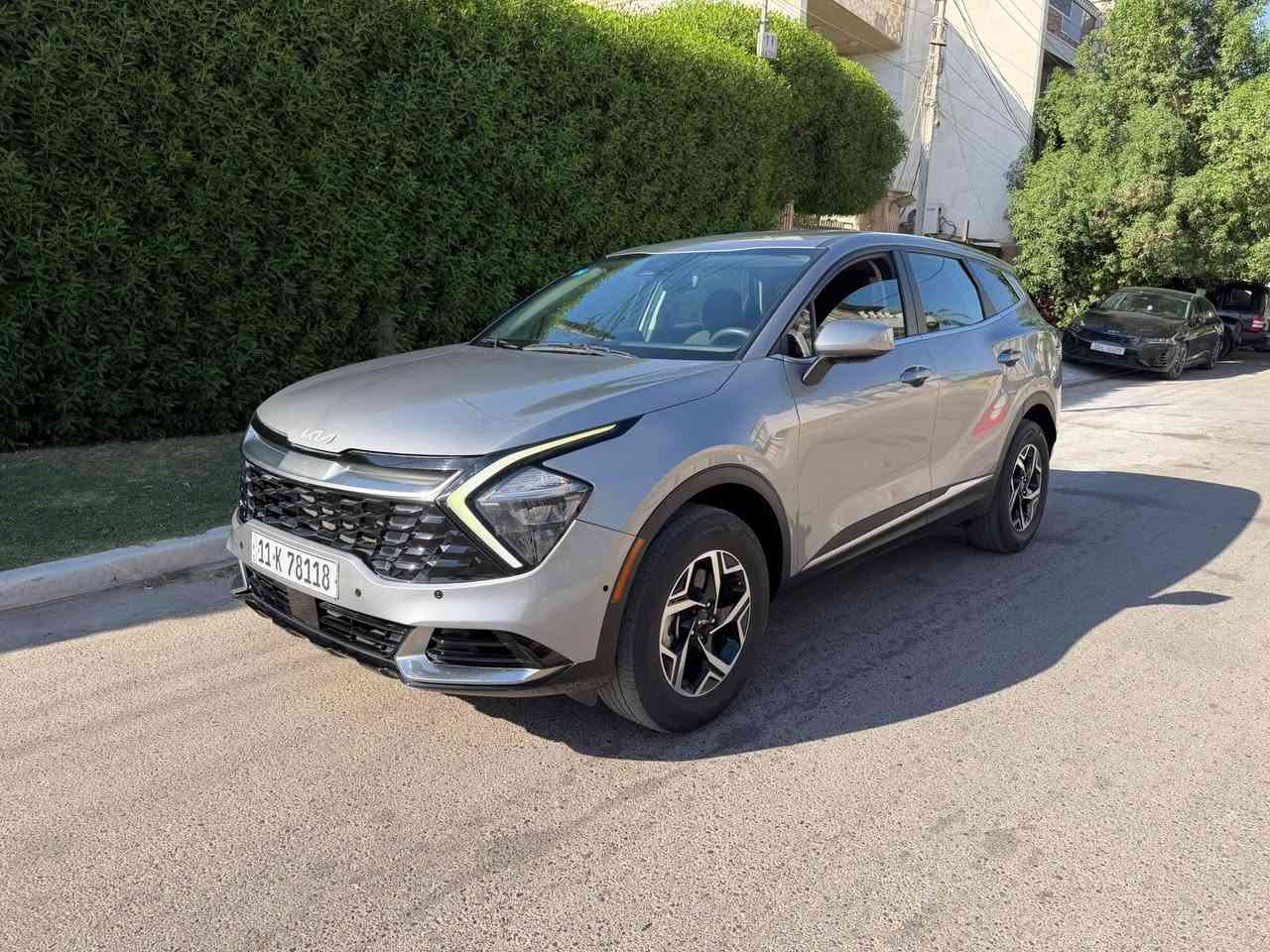 سبورتج 2023
محرك 2500
فور ويل
شاشه كبيره 
تبريد قطعتين 
حادثها خفيف ربع البنيد والجاملغ 
والباقي كفاله 
السعر 190 
رقم بغداد تحويل مباشر
مكاني بغداد السيديه 
***********
