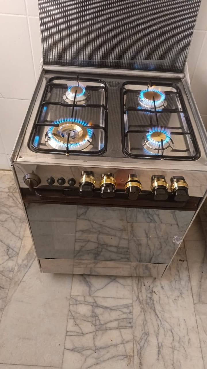 سلام عليكم 🌟
غراض مستخدمات نضيفات جداً، شغالات على الفحص والضمان ✅
📸 اختار الصورة اللي تعجبك وراسلني واتساب فقط
📍 المكان: بغداد
📱 ***********
