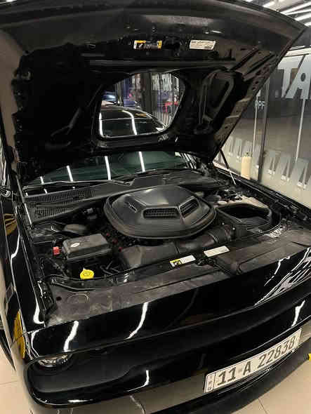 چالنجر ٢٠١٤ للبيع سياره شيكر اصل مكينه ٥٧٠٠ مكفوله سياره خير من الله بدون نقص حادثها خلفي قبق جنطه وجاملغات خلفيه بجم كبس سياره مبرمجه وعليها صوت كزوز بدون ايرباك سياره فول مواصفات فتحه سقف داخل مختم شيكر جلد رقم بغداد *********** سعر ١٢٠
