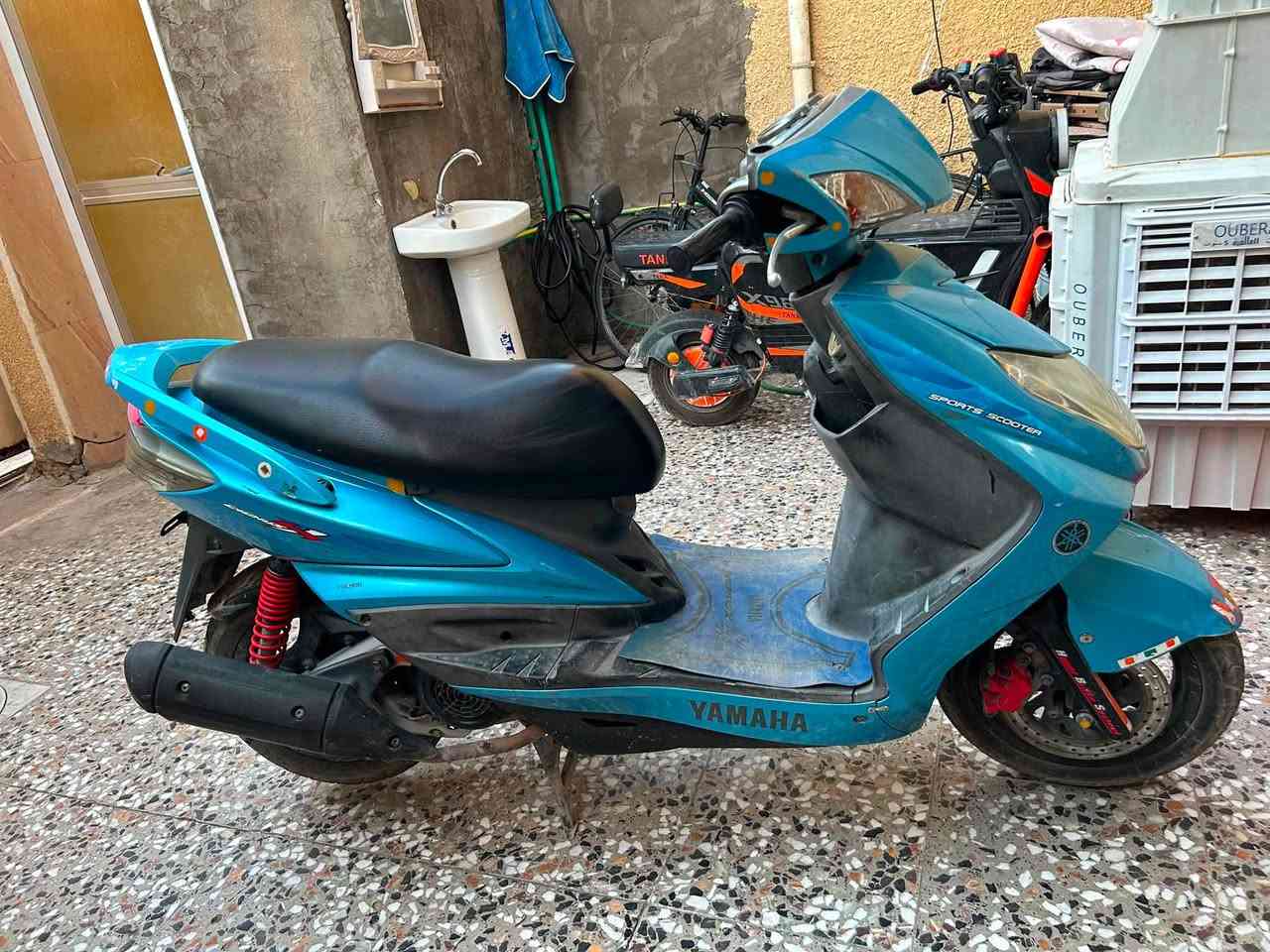 🔵🔵🔵💯💯💯
سلام عليكم دراجه سكنس نوزل فحل خطين طلاعات 
اسويج رياضي سلف رياضي نص نكره تشتغل دراجه كامله مكمله نقص ما بيها مال جناي الدراجه مكفوله كفاله عامه دشبول عداد كهربائي قبق نفخ دراجه خرسه لا [hidden information] نضوح ولا تبخير شلعه ومعدل
جيب فلتر وافحص مكفوله هاتف
السعر 900 مرواس حسب القناعه
WhatsApp ***********
