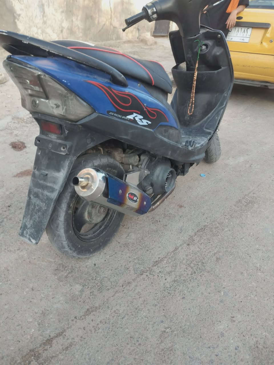 دراجه ماكس بلادي
دراجه ماكس بلاديه مكينتها ممفتوحه بس قبل كم يوم درتلها غيرت دهنها فطلعت دخان الدراجه عله حطتها كلها ختم واحد  دراجه حته بل بك لايت مختوم الدراجه ناقصها بس بريك امامي مكسوره اليده السعر 425 وبيها مجال حك الجيه للاستفسار عله الرقم *********** بس وتساب متواجد

