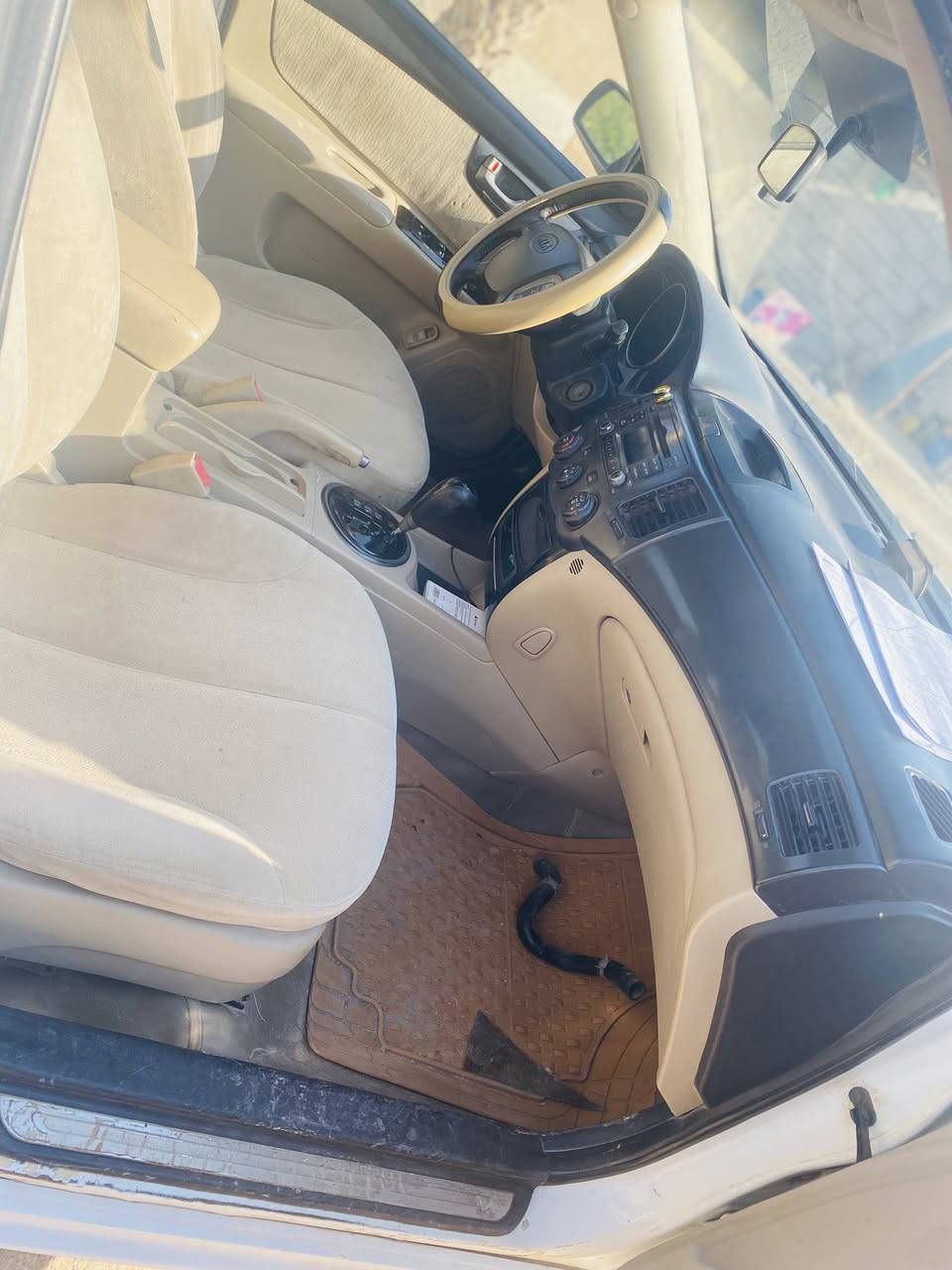 السلام عليكم اوبتما  مراوس 2009خليجي  رقم بغداد تحويل سيارة متجاي بيه معجون خفيف محرك 2400دوش السعر 85 اتصل ***********
