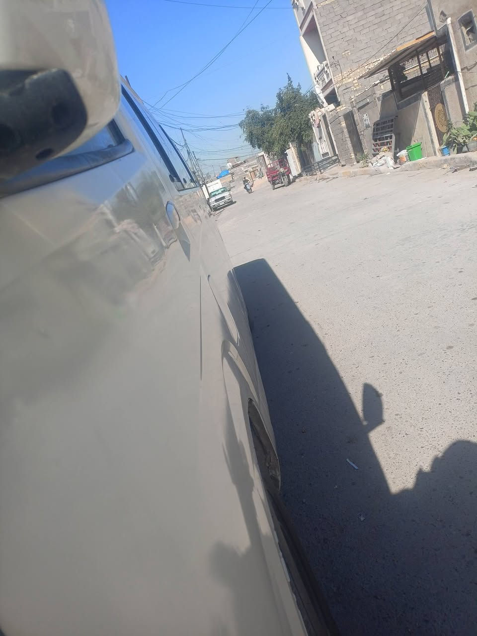 سلام عليكم يالله جنبي 2014للبيع گير محرك خير من الله حداديه جديده تخم تايرات جدد سياره حلوه بيه اماكن صبغ 
بيع حزام رقم الماني بابل تحويل ثاني يوم سعر 85بيه مجال لشراي العنوان بغداد الحبيبيه رقم ***********
