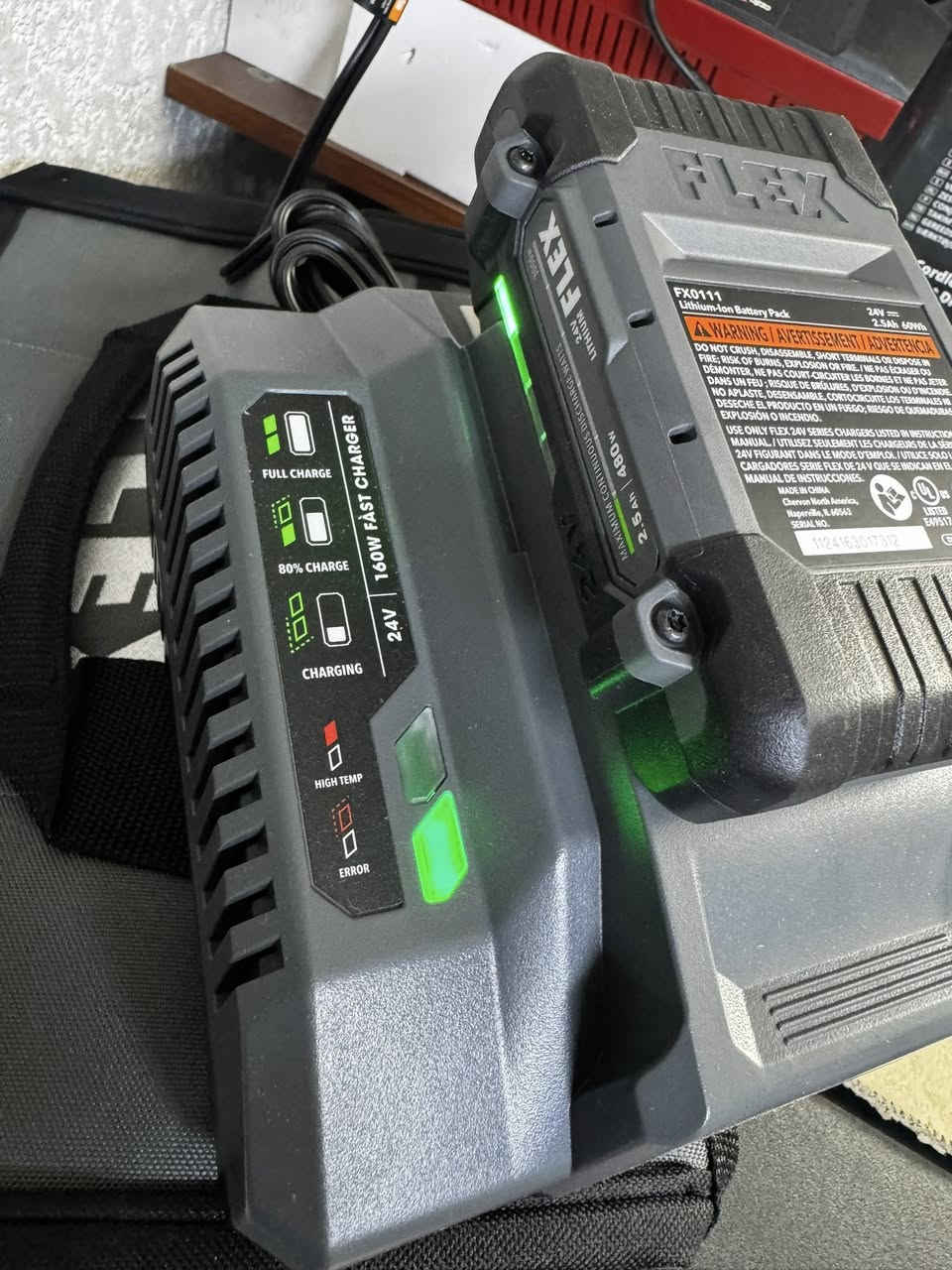 سلام عليكم اخوان 
رمضان مبارك عليكم 
كت فليكس اصلي جديد لوك 
توصيل متوفر 
***********📞 واتساب
