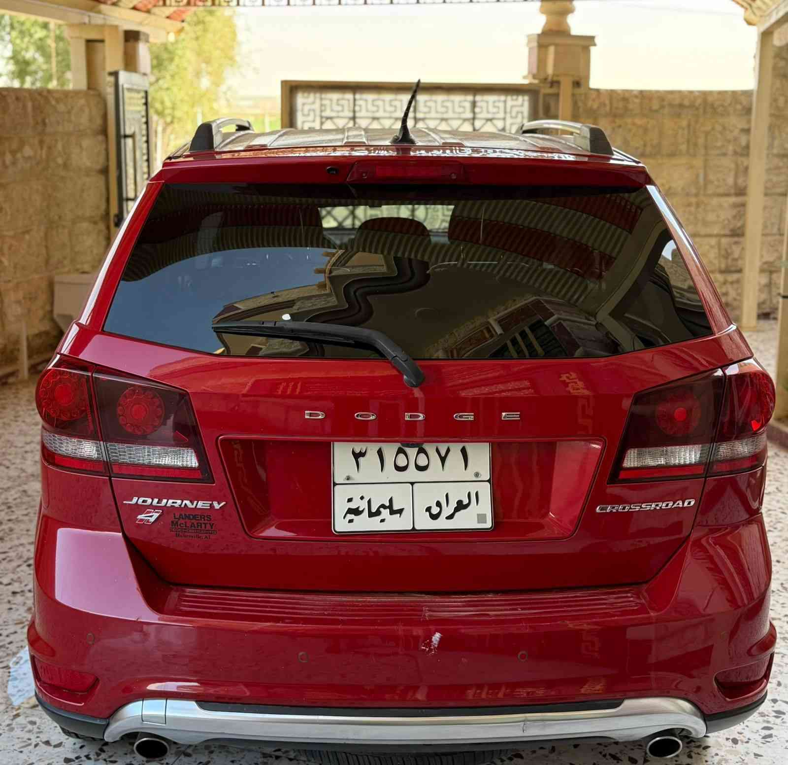 مواصفات فول فول 6سلندر كروس رود بلاص فول للاخير حتى سلايد بي
ماشيه ٧٧
سته سلندر
ضرر جاملغين وبونيد بدون شواصي
بس بدنه شوي بيها حك اصبعين
باقي سياره جاهزه مكاني كركوك ***********
