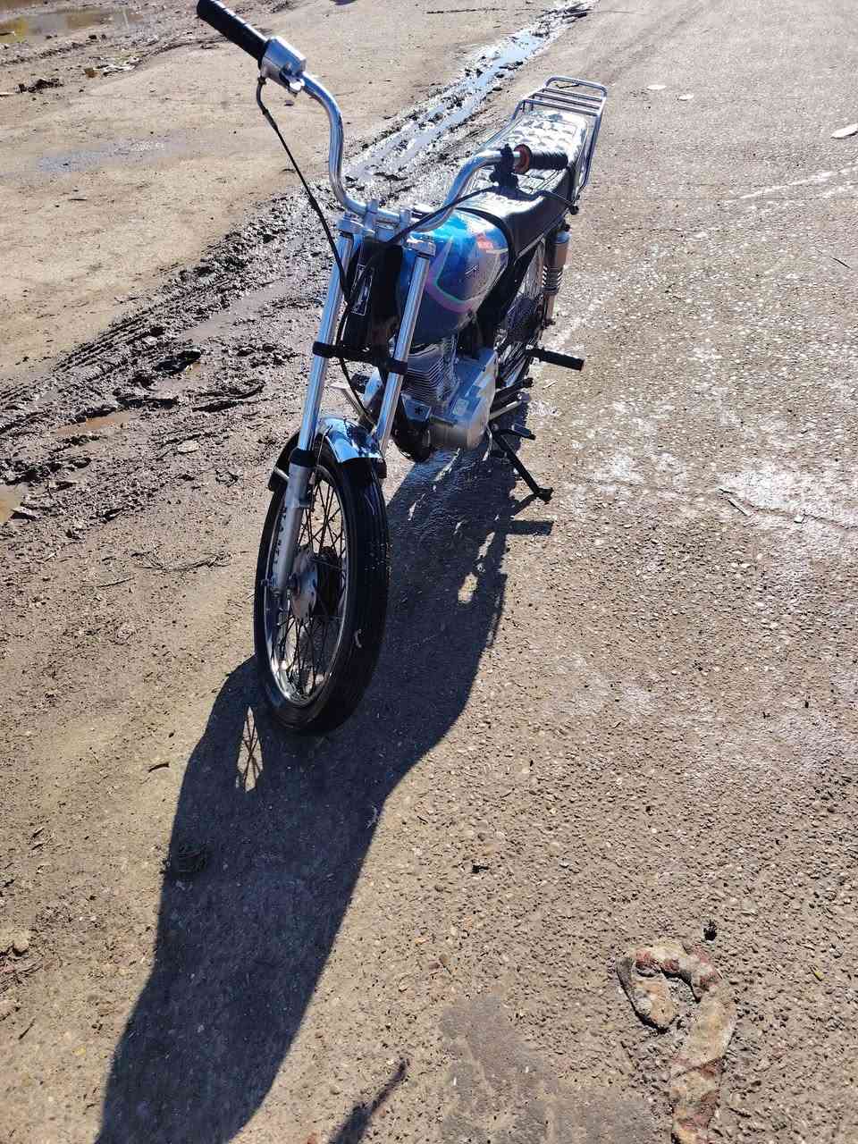 السلام وعليكم شباب درجه لبيع موديل ٢٥سعر ٤٠٠وبيه مجال ***********
