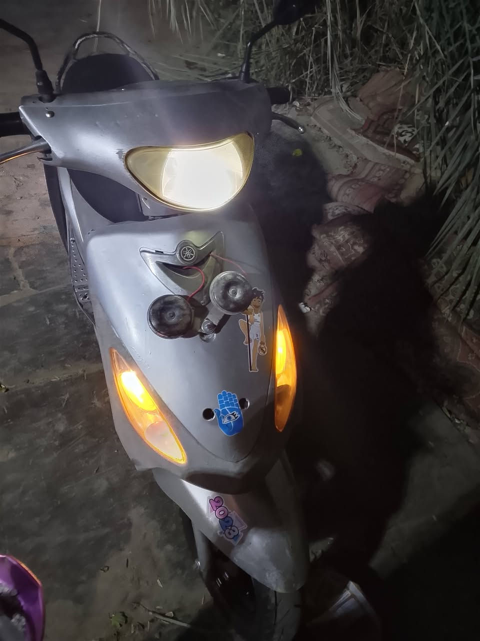 سلام عليكم منغولي للبيع نقص عداد واكفو والكيج مال بانزين والباقي كله شغالة لايت عالي  ناصي الشاير مكينة حلوة الدراجة مجفتة كلة جديد تاير جديد السعر 450. وبيه مجال الطيبين المكان العبيدي قرب جامع الامام علي هاذ رقمي ***********
