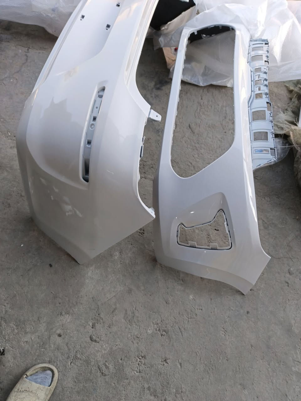 يا الله السلام عليكم ورحمة الله وبركاته متوفر دعاميات بيكاس أمامي خلفي جميع الألوان ويوجد لايتات وبك لايتات وجام لايت شباك أعلى شباك أسفل ***********العنوان كم ساره بادارة حيدر الربيعي
