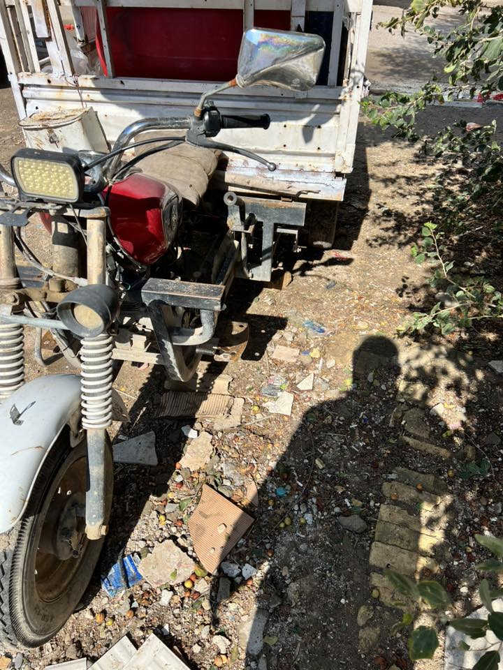 السلام عليكم ستوته لبيع مديل ٢٠١٠سنويه ورقم اسود تريد سنويه تريد كلك  ستوته جاهزه مال شغل توتير جوبلس نكره سلف عوزها ترتيب مكفوله وأنا بخدمت الشراي مكلف بل نشر هاذا رقم موبايل صاحبها ***********
