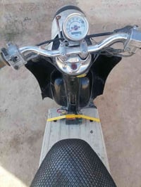 موطور عبد الحليم للبيع شغال هندر  السعر 125بي مجال حك الجيه خاص مفتوح ...