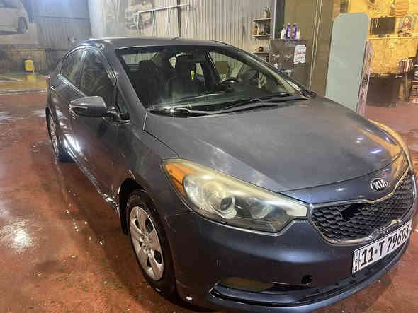 السلام عليكم 
كيا فورتي ٢٠١٦ باسمي السيارة مكينة دوش ٢٠٠٠ و كير it 
السيارة حادثها جاملغ و بنيد و سونارها موجود بيها قطعتين صبغ و شوية ملاحظات بالبدي 
صدر كامل جديد و دسكات ايضاً
السيارة كاملة مكملة و ملتزم بالإدامة مالتها و دهنها ادينول كل ٢٠٠٠ ابدل
السيارة مرتبة و كاعدة 
عارضها ب ( ١١٥ ) 
يا شباب السيارة بيها مجال و الناوي صدك يشتري يتصل على رقمي و يتدلل ماقصر ويا ممستعجل ع البيع 
الماعندة نية الله يرزقك بالاحسن منها بلا تعليقات مالها داعي و كل الهلا بيكم
مكاني الاعظمية قرب مستشفى النعمان
***********
