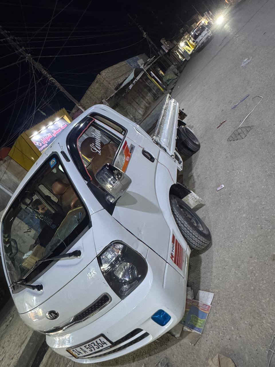 سلام عليكم كيا بنكو موديل ٢٠١٧ جاهزه كير مكينه شاصي رقم شاصي واضح تخم تاير ساره جاهزه مانقصه برغي سياره بسمي امداور ثاني يوم سنويه جديده هزه رقم بصره السعر ١٠٨ وبيه مجال مكان ذي قار الغراف رقم ***********
