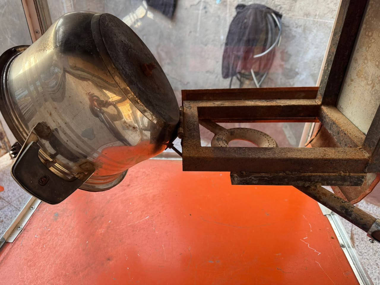 غراض مستخدمة للبيع....
ماكنة شامية كاملة وشغالة  جاهزة من كلشي كهربائيات وماطور وجدر اصلي 

مرمرة سنك  متر ونص لون رصاصي 

تنور ارضي جديد مستخدم مرة واحدة فقط 

كل حاجة وسعرها 

***********
