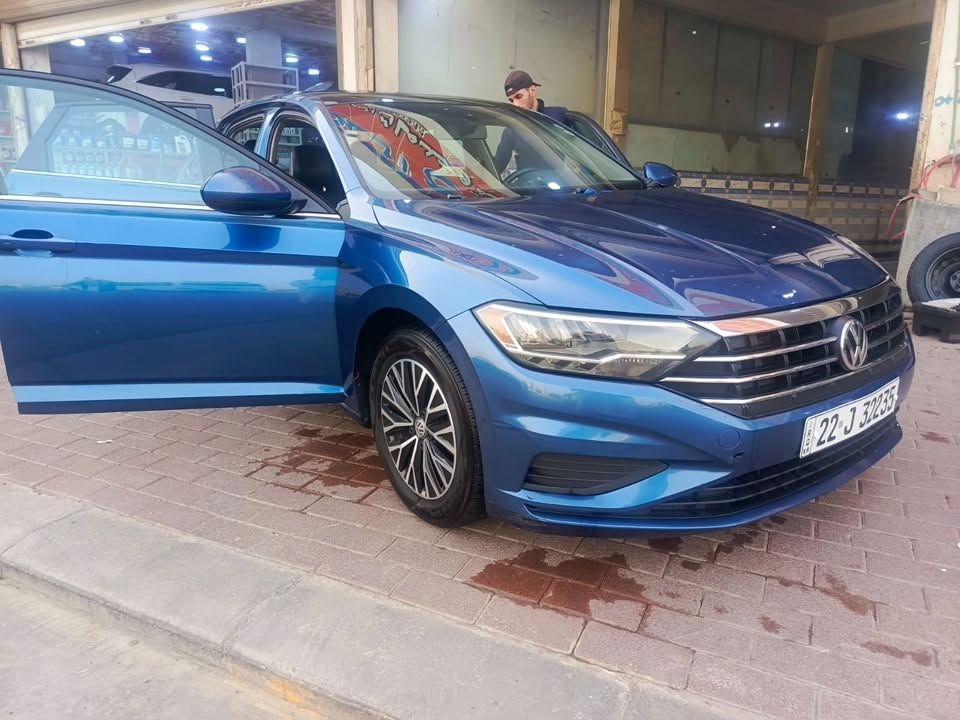 VolksWagen
جيتا 2019 
لون بحري مييز 
وارد كندي كلين تايتل
سيارة بيه بعض خدوش لكن بدون صبح بدون ارباك جاهزة من كلشي 
مواصفات
بنورما 
كشن جلد 
كشن تدفئه
رادار امامي وجانبي 
نقطة عمياء
بصمه
تحديد مسار 
للاستفسار 
*********** 
مكان سيارة بغداد
