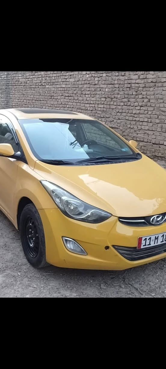 النتره موديل ٢٠١٤ خليجي سياره جاهزه كلش حلو شواصي كير مكينه مكفول سياره مال جناي السعر ١٠٠ و بيهه مجال قليل ***********
