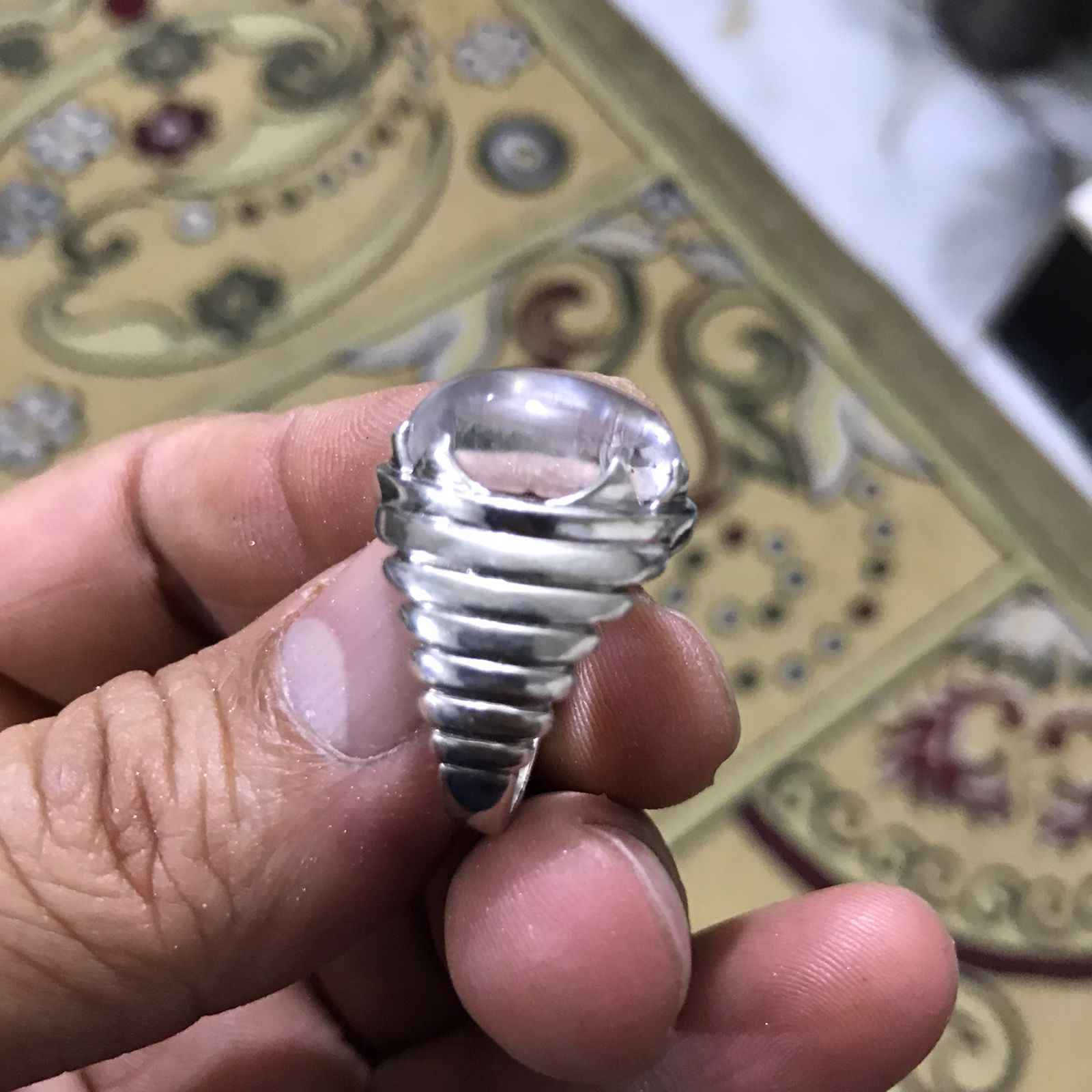 خاتم فضه متوج بحجر در النجف  السعر ٤٥ ألف مكاني البصره قضاء شط العرب التنومه للاستفسار الرجاء مراسلة الصفحة البصرة, العراق


**إذا كنت صاحب هذا الإعلان وتريد حذفه لأي سبب، رجاءا أرسل رسالة إلى الدعم الفني**
