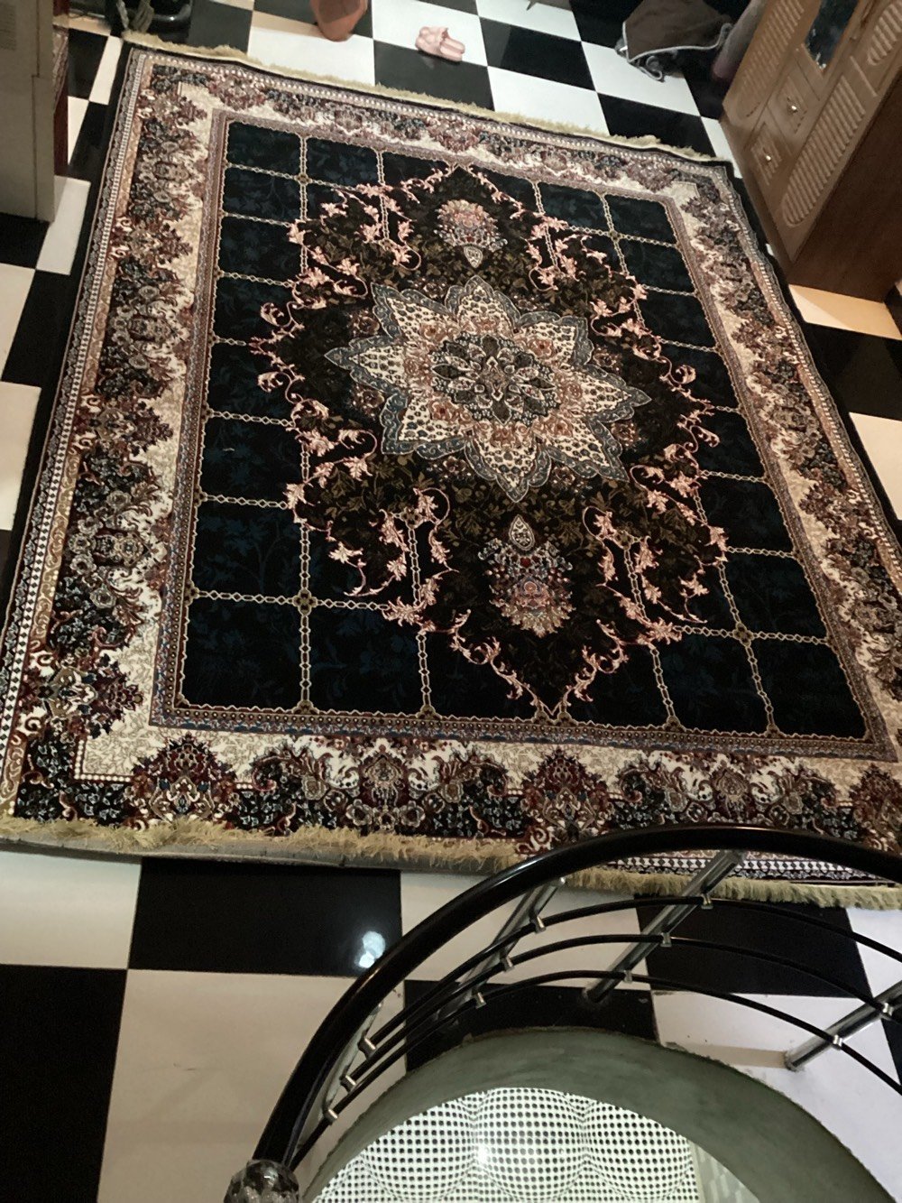 حله حي الطياره***********زوليه جديده غير مستعمله تصفيه مخازن
