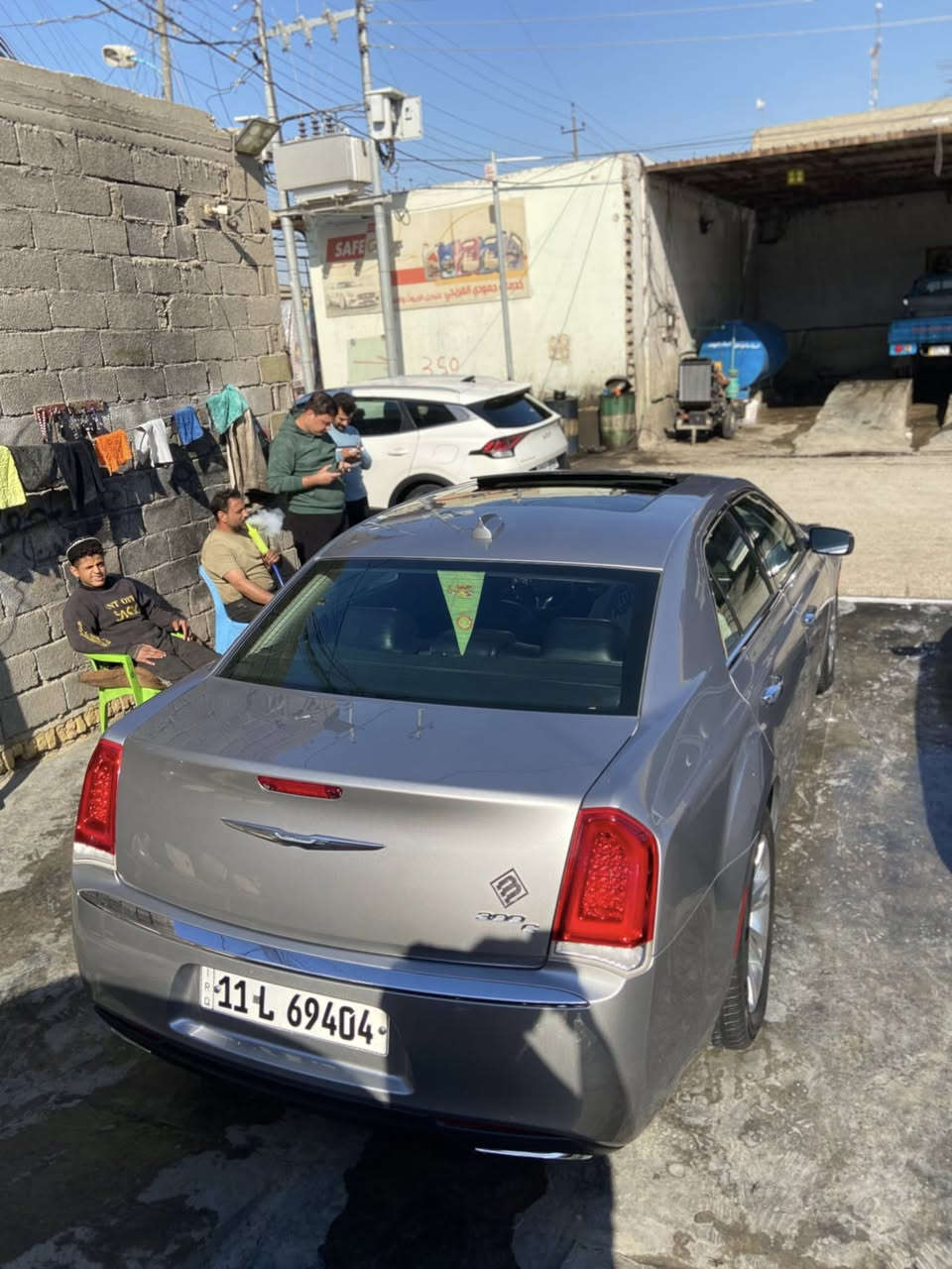 السلام علكم شباب رمضان كريم
اوباما 22/17 

للبيع السياره فول مواصفات ال C بيه جاملغ وبنيد تبديل بدون دواخل سياره جاهزه مكاني ناصريه لسعر 190 وبيه مجال للاستفسار ***********
