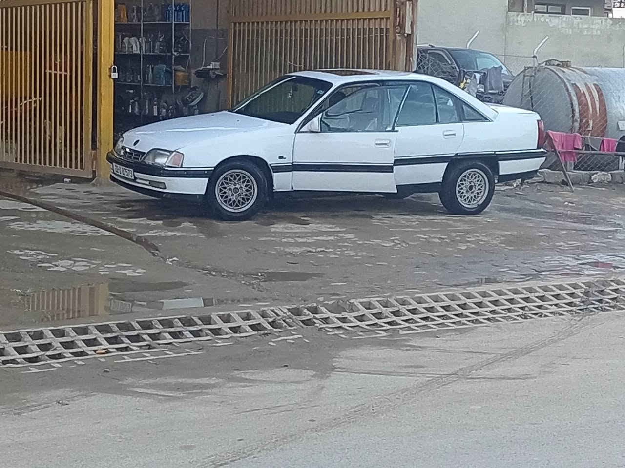 اوميكا موديل ٩٣ حجم ٢٠ رقم نينوى انكليزي سنوية ٢٠٣٠ هزة جديدة تايرات جدد محرك ٢٠٠٠ قبغ اسود شرط
كير اكسل شرط

طخم جديد كهربائيات من الدعامية للدعامية شرط

كشنات مغلف جديد

السيارة بيها خياس  بلدوائر هذا فقط

شرط الوكالة والتحويل

السعر ٣٨

 للاستفسار ***********
