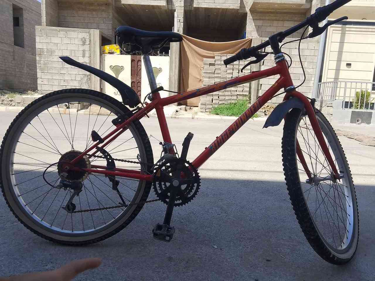 سلام عليكم بايسكل حجم 26 جيل نضيف
كير ورا شغار ✅
كير كدام شغال ✅
صطاب كدام يخفف ✅
صطاب ورا شغال ✅
تواير خط ابيض ✅
تواير نضاف وجوابه جدد كشم مبطن ناعس ✅
السعر 70وبيه مجال قليل الشراي يراسل ويدلل ✨


**إذا كنت صاحب هذا الإعلان وتريد حذفه لأي سبب، رجاءا أرسل رسالة إلى الدعم الفني**