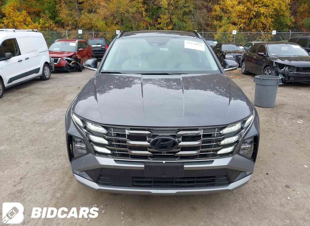 2025 Tucson limited هايبرد
توكسان لمتد اعلى مواصفات لون رصاصي صدر الحمام

فحص مؤقت

تترقم اي محافظة ( الرقم مجاني للهايبرد )  

ضرر بسيط  جداً جداً قبق جنطة فقط 

باقي السيارة كفالة  

بدون ايرباك

السيارة جديدة ودخول جديد واخت الزيرو بعدها 

ماشية 6000 ميل 

1- محرك 1600 توربو هايبرد 

2- بانوراما 

3-اربع كامرات امامي وخلفية وجانبية بالمرايات 

4- حساسات امامية وخلفية ١٢ حساس

5- رادار امامي وجانبي وخلفي نقط عمياء 

6-تتقدم وترجع بالبصمة 

7- كشنات جلد اسود وكهرباء الاماميات 

8- تبريد وتدفئة كشنات امامية وستيرن تدفئة وكشنات خلفية تدفئة 

9- كير تعليك و شفتات ستيرن 

10-خزن كشنات

11-لايتات عدسات تختلف عن العادي

12- صندوق كهرباء ومن تقترب منة يفتح  

13- داتا شو تعرض على الجامة الامامية 

14- سستم صوت Bose مع دمام بالصندوق

15-اوتو هولد

16- مساعدة النزول من المنحدرات 

17-شاحن تلبفون واير ليس 

18-حساس قراءة العين 

19-الوان داخلية تتغير ١٠ الوان بيها 

20- انارة داخلية led 

21-شحن تايب سي 

22- ويل كب حجم ١٩ 

23- شاشة كبيرة ابل كار بلي واندرويد اوتو 

السيارة جديدة ومابيها اي نقص 

مكان السيارة ديوانية

السعر 235$ وبيها مجال 

***********

