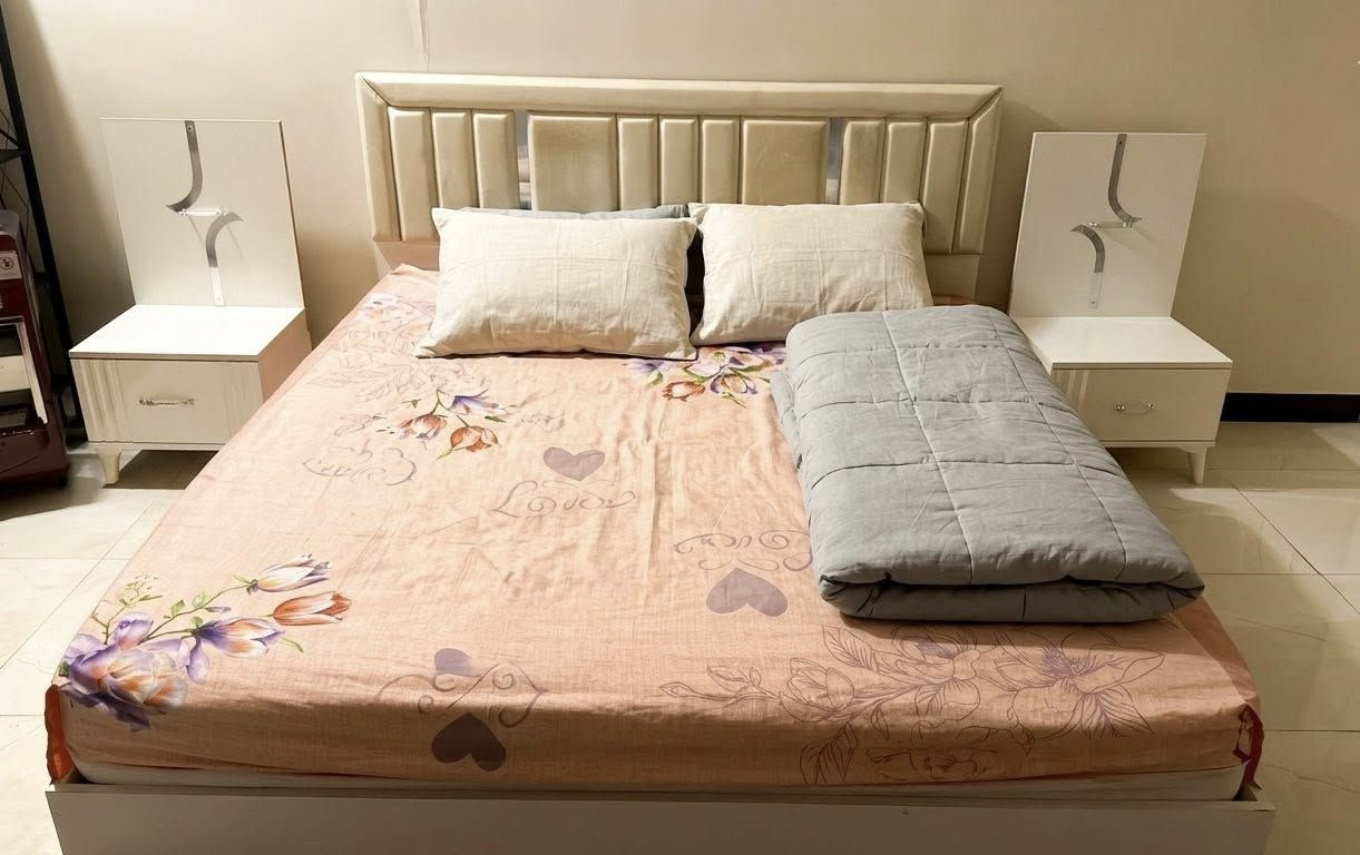 غرفة تركي ٥ قطع مستعمله نظيفه للبيع بسعر مناسب جدا ،، تفاصيل بالصور عنواني بغداد حي اور حط سعرك و راسلني نتفاهم


**إذا كنت صاحب هذا الإعلان وتريد حذفه لأي سبب، رجاءا أرسل رسالة إلى الدعم الفني**