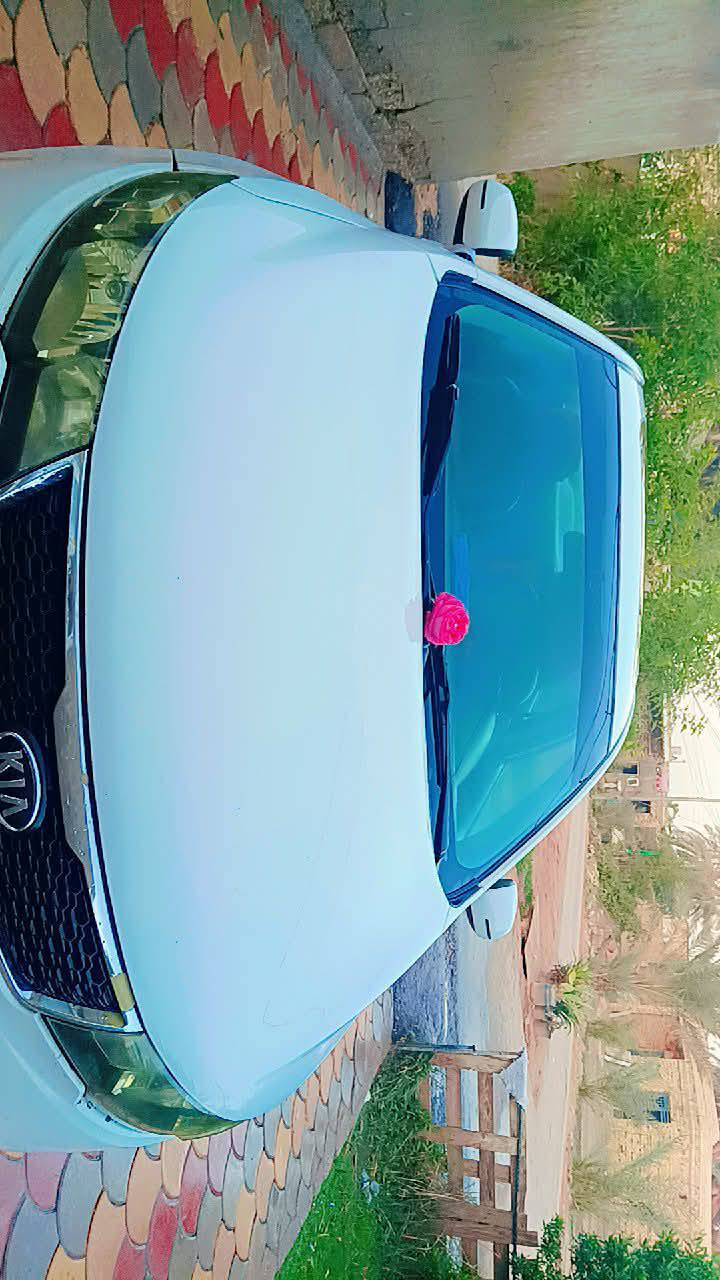 سيراتو موديل 2013 فول رقم اربيل القديم السياره فول عده البصمه 5ويل كب 4دسك اشاير بل مري فتحه تحكم ستيرن شفتات لا دركه شاشه مانع انزلاق نضام ايكو محرك وكير مكفولات لا تنقيص ولا تبخير حداديه 70بل ميه 
السياره بيه نص جاملغ خلفي فقط 
 السياره النجف الاشرف عباسيه السعر 105وبيه مجال 
رقم المبايل ***********
