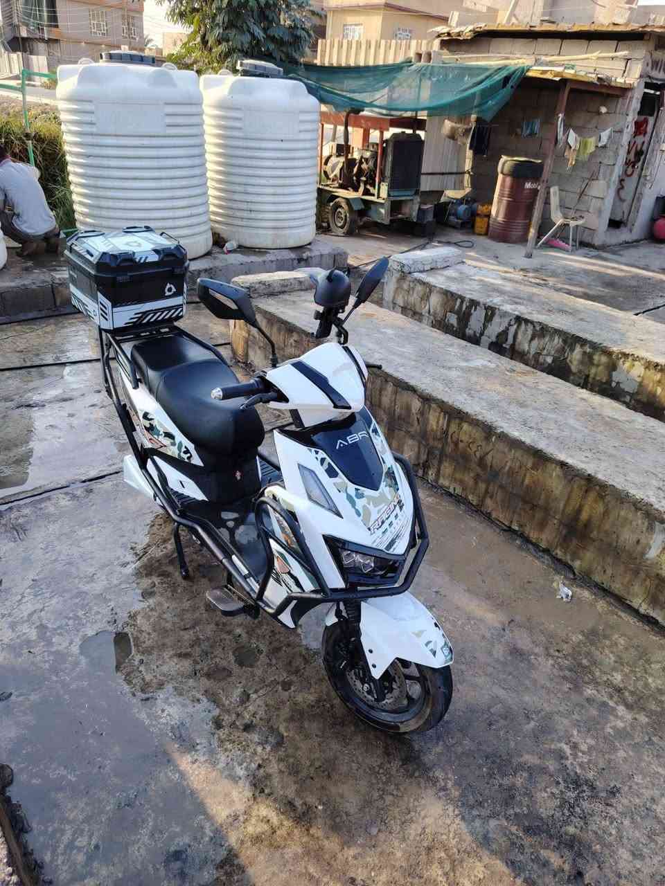 دراجة شحن للبيع
برغي مناقصهة
دراجة خير من الله 
سرعتهة 70حقيقي
دراجة بك بيهة
نضيفة فول
شاحنتهة الاصلية من تفول شحن البطارية تفصل من الكهرباء
مكان دراجة ديالئ شهربان حي المعلمين
سعر 750 وبيهة مجال بسيط
رقمي
***********
