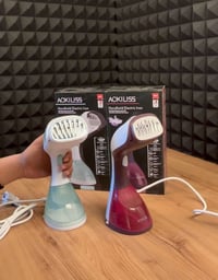 مكواة بخار محمولة • ١٤٠٠ واط • خزان ٢٢٠مل