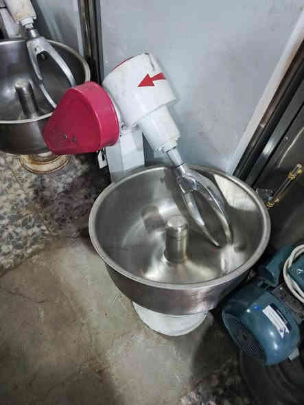 معرض الياسري 
لتجهيز مستلزمات المطاعم والأفران والمطابخ 🎁*********** Colombo
