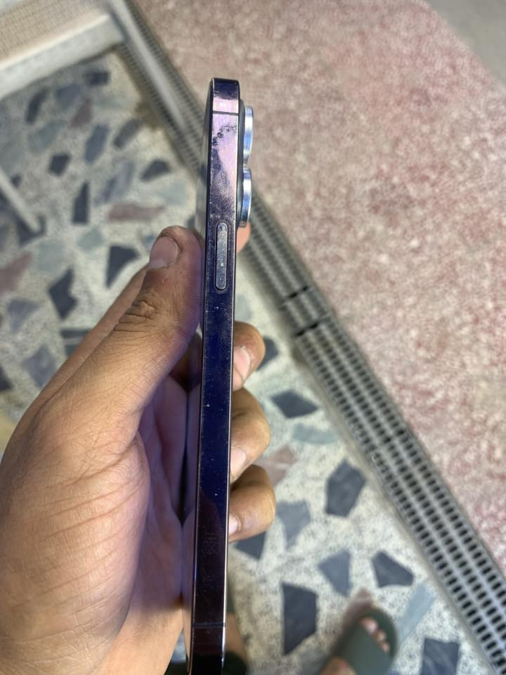 سلام عليكم ايفون 14 برو ماكس ذاكره 128 للبيع *********** مكاني بسمايا
