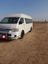 هايسه 2015 كفاله من صبغ مكينه كير اكسل مكفولات  بيهة طخه بل جنطه واضحه...