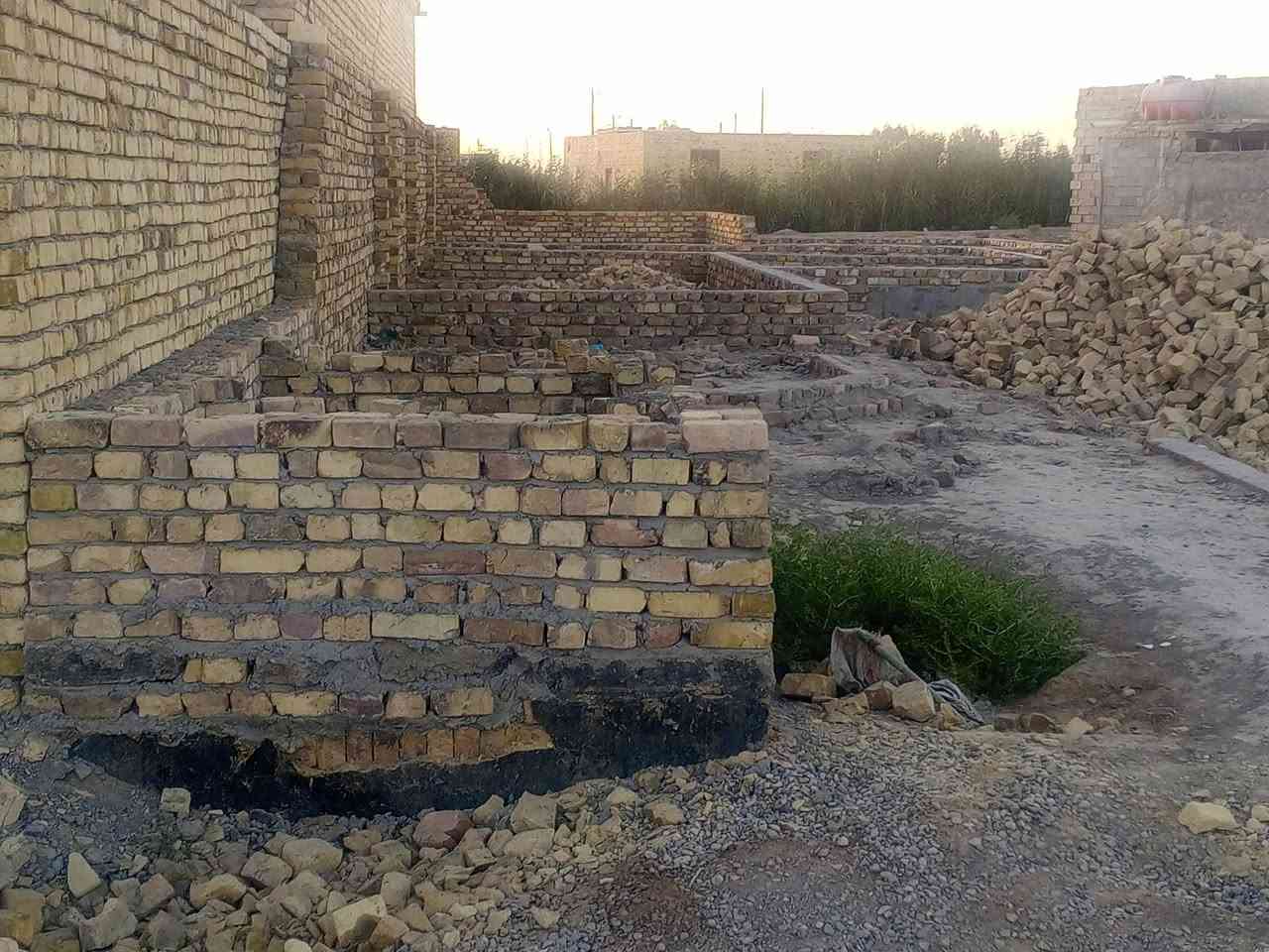 السلام عليكم يوجد بتلو طابوك مساحه 260 متر للبيع سعر التفاصيل على الرقم مجمع الشبلاوي مقابل السيطره بال عبود سند 25 طابو زراعي *********** رجاء مو شراي لا يتصل
