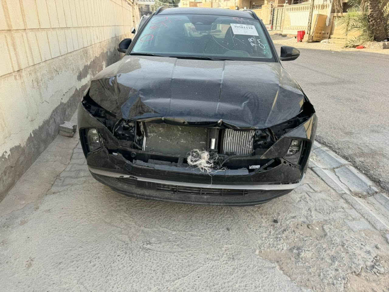 السلام عليكم توكسان هايبرد قطعه واحده فقط بدون دواخل ماشيه ٣٣ الف موديل 2023 مكانه النجف الاشرف السعر ١٩٠وبيه مجال بسيط 
***********
