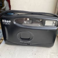 كامرة نيكون • صناعة ماليزية • نظيفة جدا