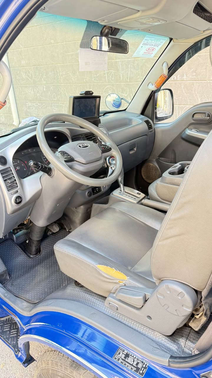 سلام عليكم كيا بنكو موديل 2019 رقم بابل مسكر اوتماتيك ماشيه 96 فقط مكفوله كفاله عامه ما عده الدوسه اليمنه وربع الباب صبغ سياره جاهزه من كلشي مكان السياره البصره للبيع السعر 135 اتصال فقط *********** البصرة, العراق
