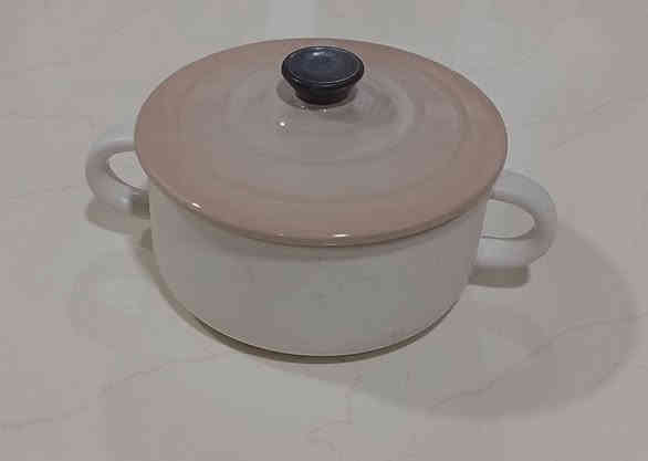 كدور بايركس احجام كبيرة وحراريه عالنار مباشر 
وبأسعار مناسبه جداً 
للحجز والاستفسار ماراسلتنا خاص او واتساب ***********
