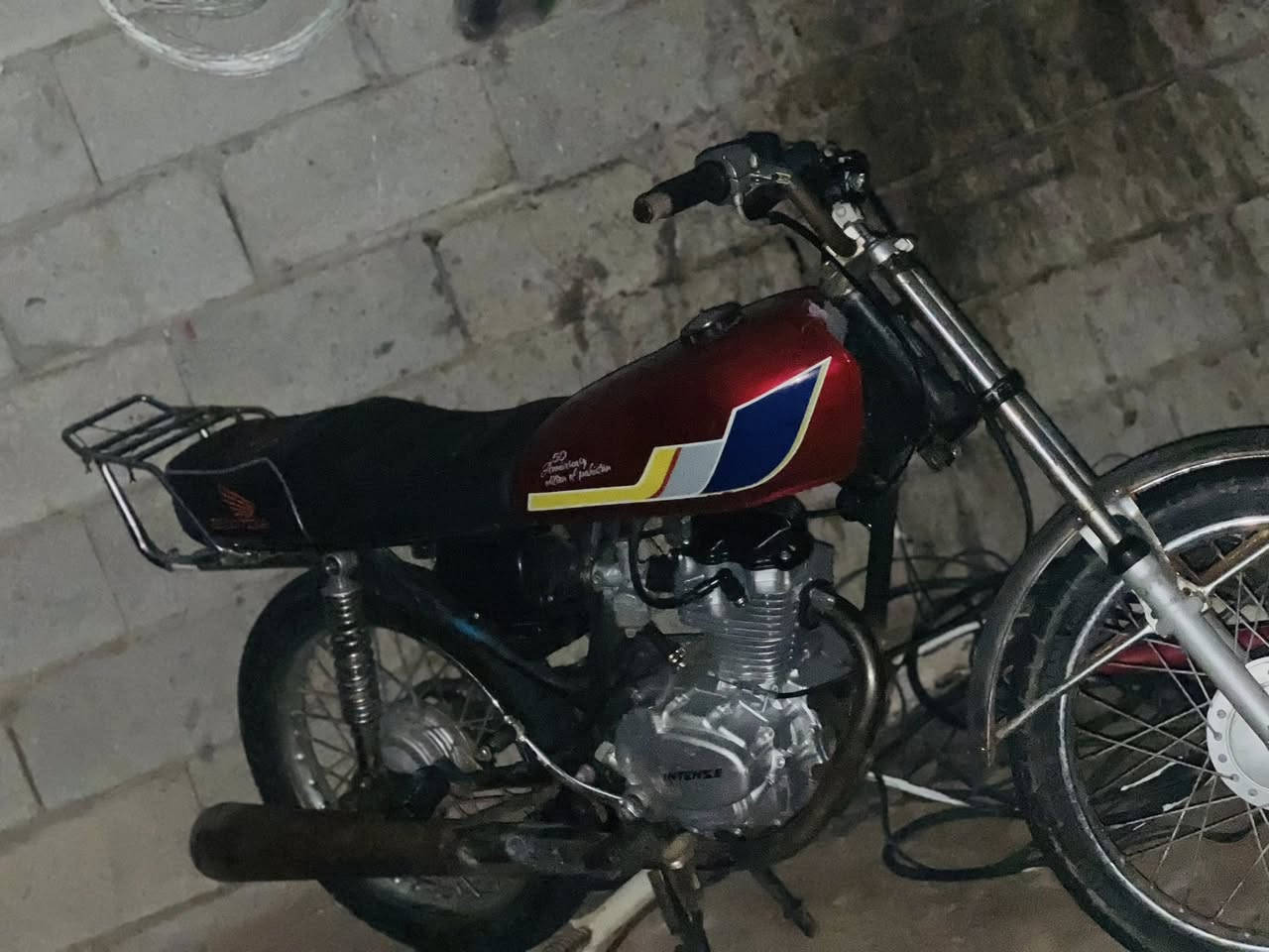 سلام عليكم لا مغسواله ولا شي البيع الستفسار  ‪0775 064 1288‬
