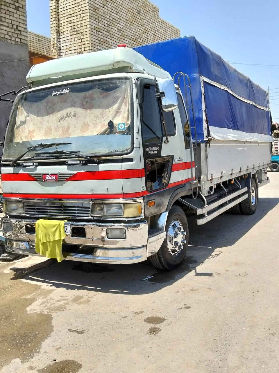 هينو موديل 2000اصل مكينه سوبر 70 رقم انكليزي بسمي شرط التحويل مكان بغداد اتصال ***********
