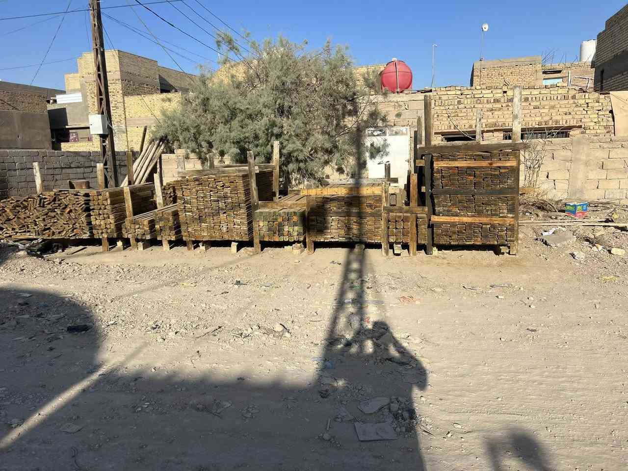 قالب خشب لبيع انج تارس 25 يدك 275 السعر مناسب ***********
