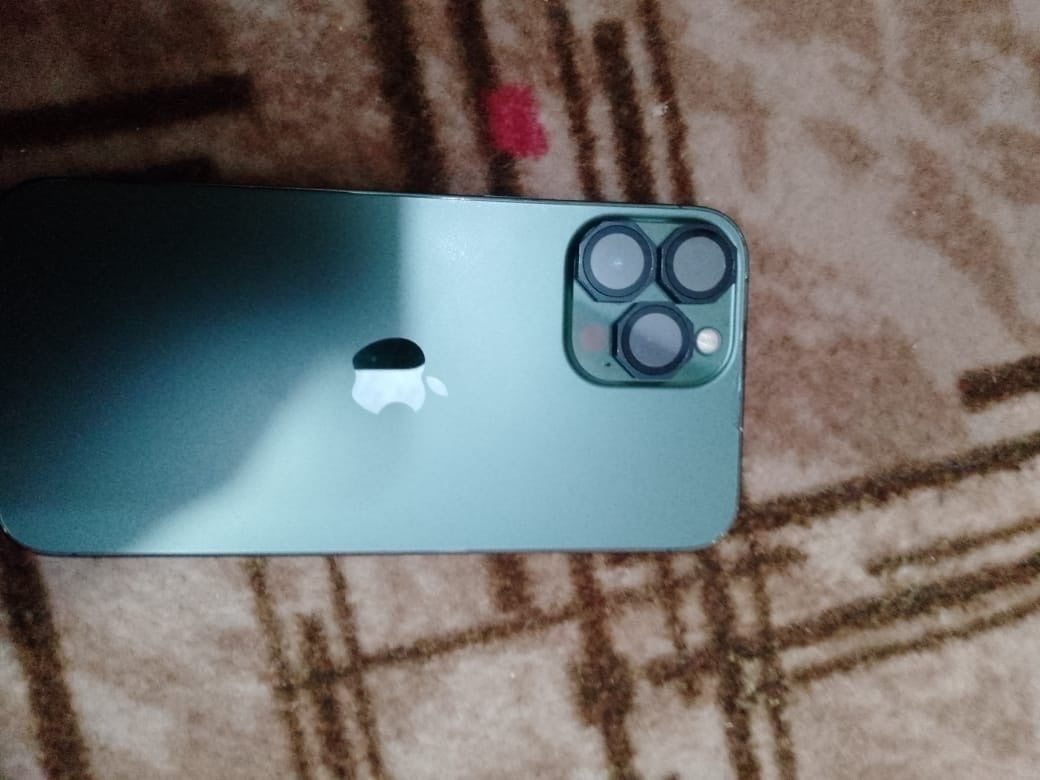 سلام عليكم مبايل 13بر ماكس مكفول البطاريه82الطبيعيه الشرق الوسط مو أمريكي بس هاذه كسر شويه لا يمشي ولا يمً كأمره تأخذ تفحص وين ما تريد ألون زيتوني كلشي شغال ما طاب تصليح ابد السعر650 ذاكره256 مكاني الرميثه رقمي