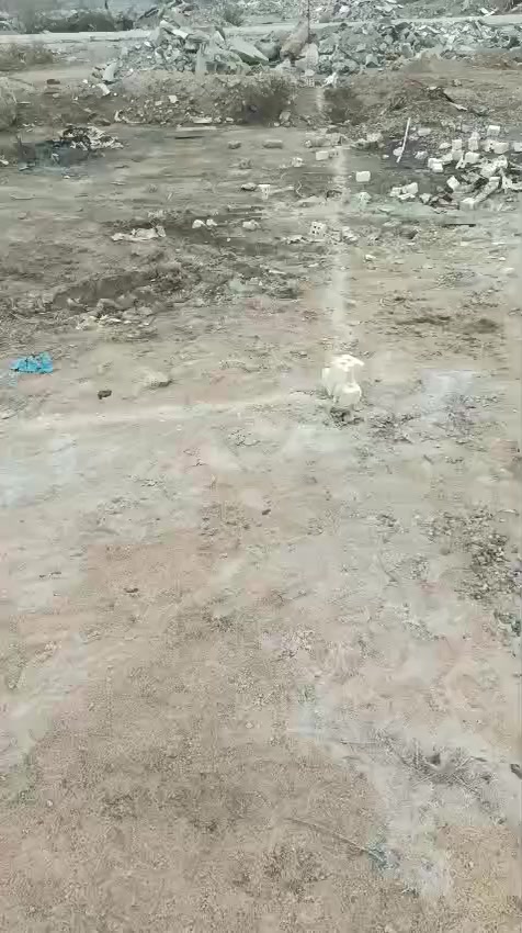 قطعة ارض للبيع مساحة ٧٥متر واجها ٧ونص نزال ١٠ دوانم شارع مدرسة نسائم العلم خدمات موجودة للاستفسار اكثر اتصل ع رقم ***********
