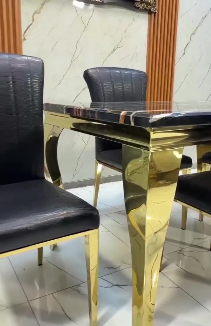 🔥🎉 تخفيضات العيد 🎉🔥
✨ عرض خاص ✨ عرض خاص ✨
🍽️ ميز طعام
سطح مرمر ثقيل ✨
أرجل حديد 🖤
كشنات جلد 🤍
لمسة راقية وترتيب يضيف أناقة للمكان 🌙✨
شركة الثقة للتصميم والديكور 🏷️
📩 للحجز والاستفسار خاص


**إذا كنت صاحب هذا الإعلان وتريد حذفه لأي سبب، رجاءا أرسل رسالة إلى الدعم الفني**