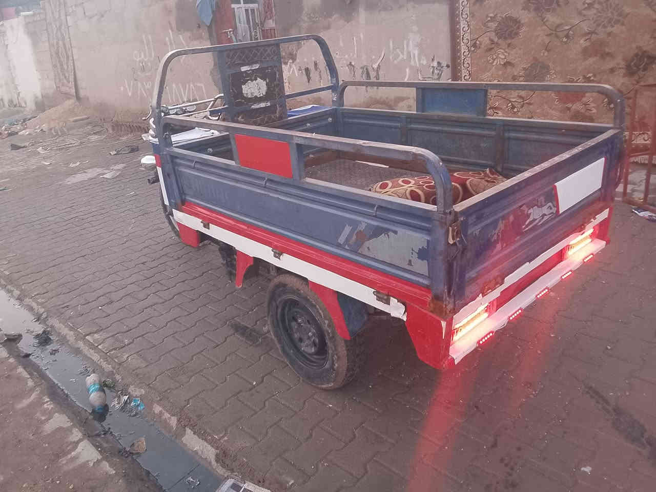 ستوتة جمرة 18 ستوتة جاهزة
اوراق مكينة جبرين 
كهربائيات كاملة 
السعر 1300
*********** السماوة
