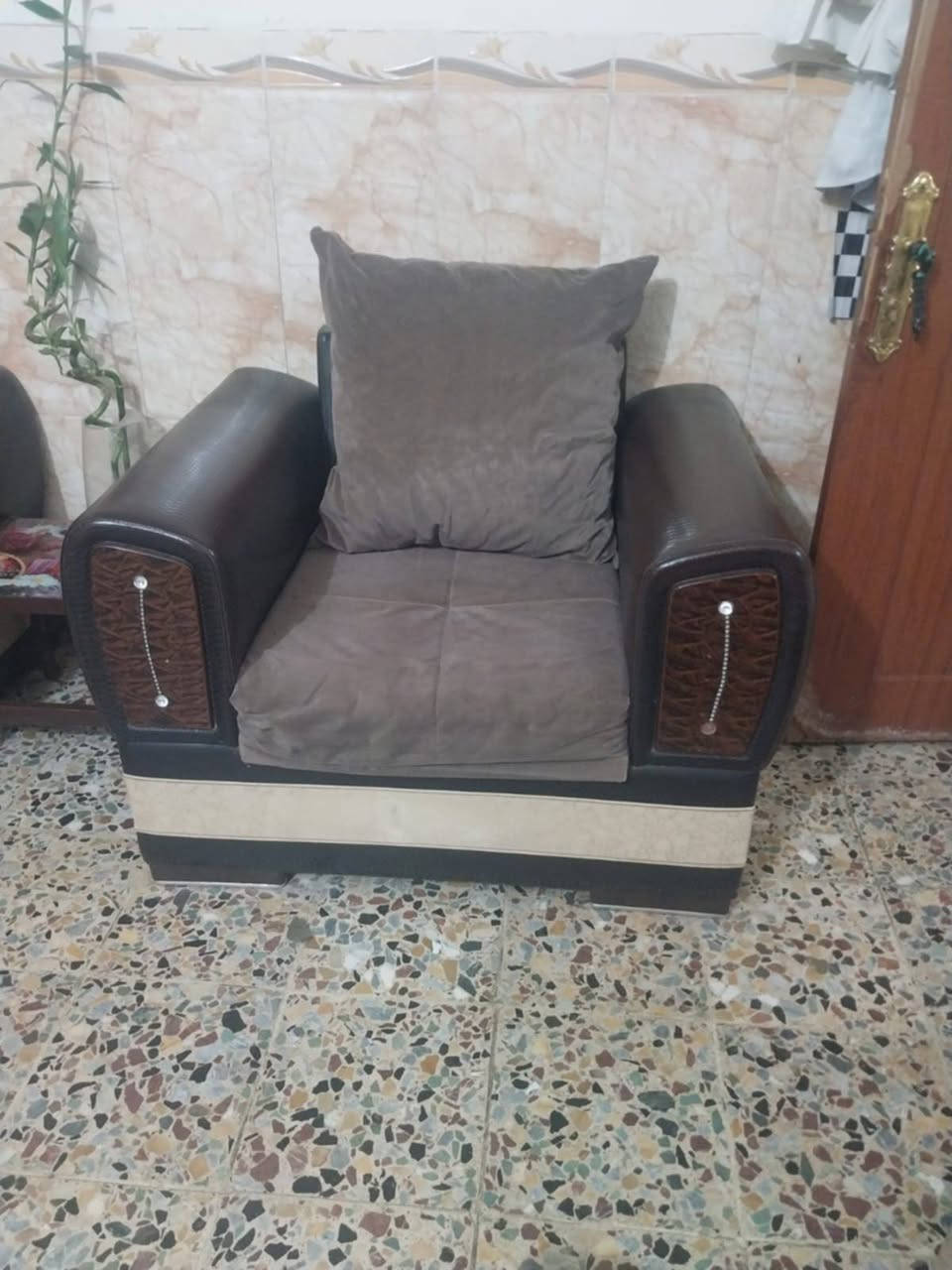 تخم تركي 10 مقاعد سعر 175 عنوان حي الجهاد


**إذا كنت صاحب هذا الإعلان وتريد حذفه لأي سبب، رجاءا أرسل رسالة إلى الدعم الفني**