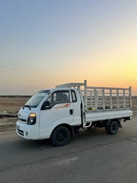 كيا حمل  رقم بغداد جديد تحويل مباشر موديل 2017 كفاله سيارة بس بيها بار...